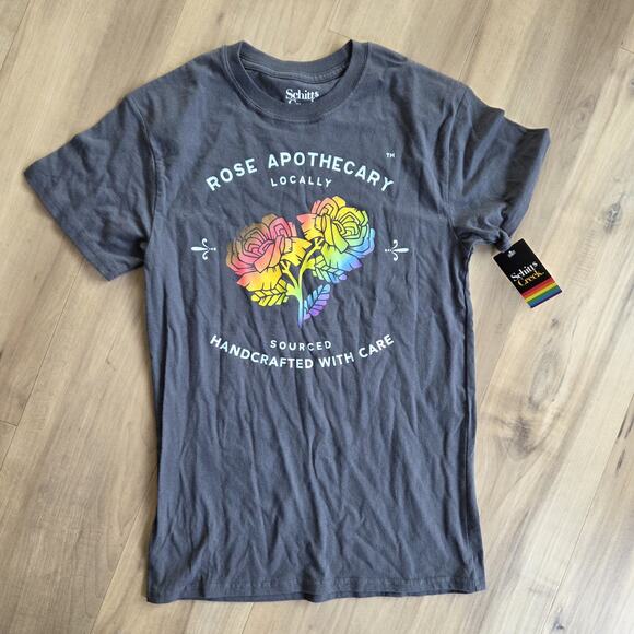 Schitts Creek NWT Roses Apothecary Women's T Shirt Size XS - Picture 1 of 5